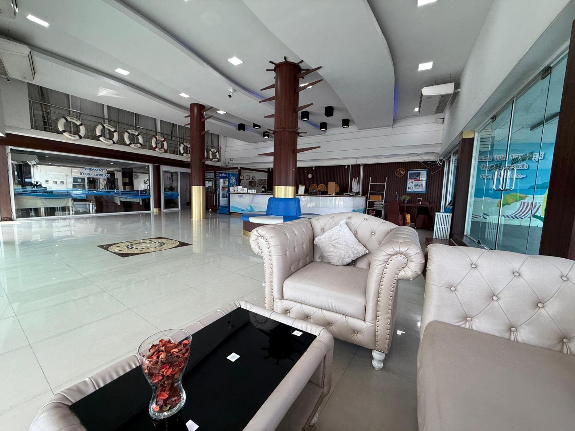 נונטאבורי Bed By Cruise Hotel At Samakkhi-Tivanont מראה חיצוני תמונה